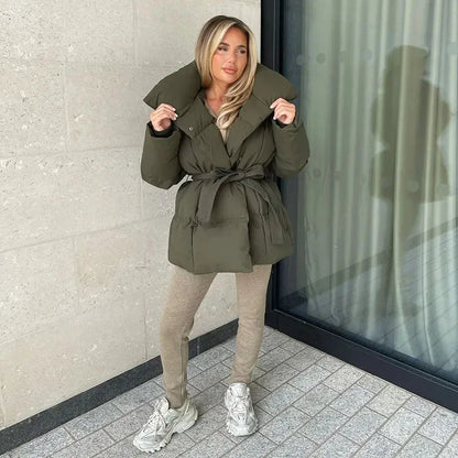 Illyria: elegancka kurtka puchowa