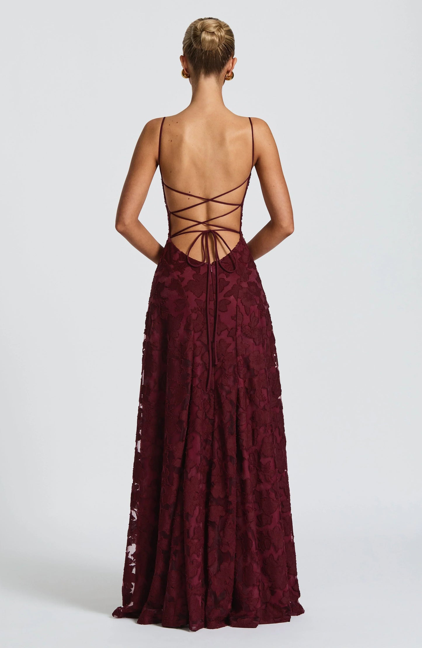 Elanora – Elegancka sukienka maxi