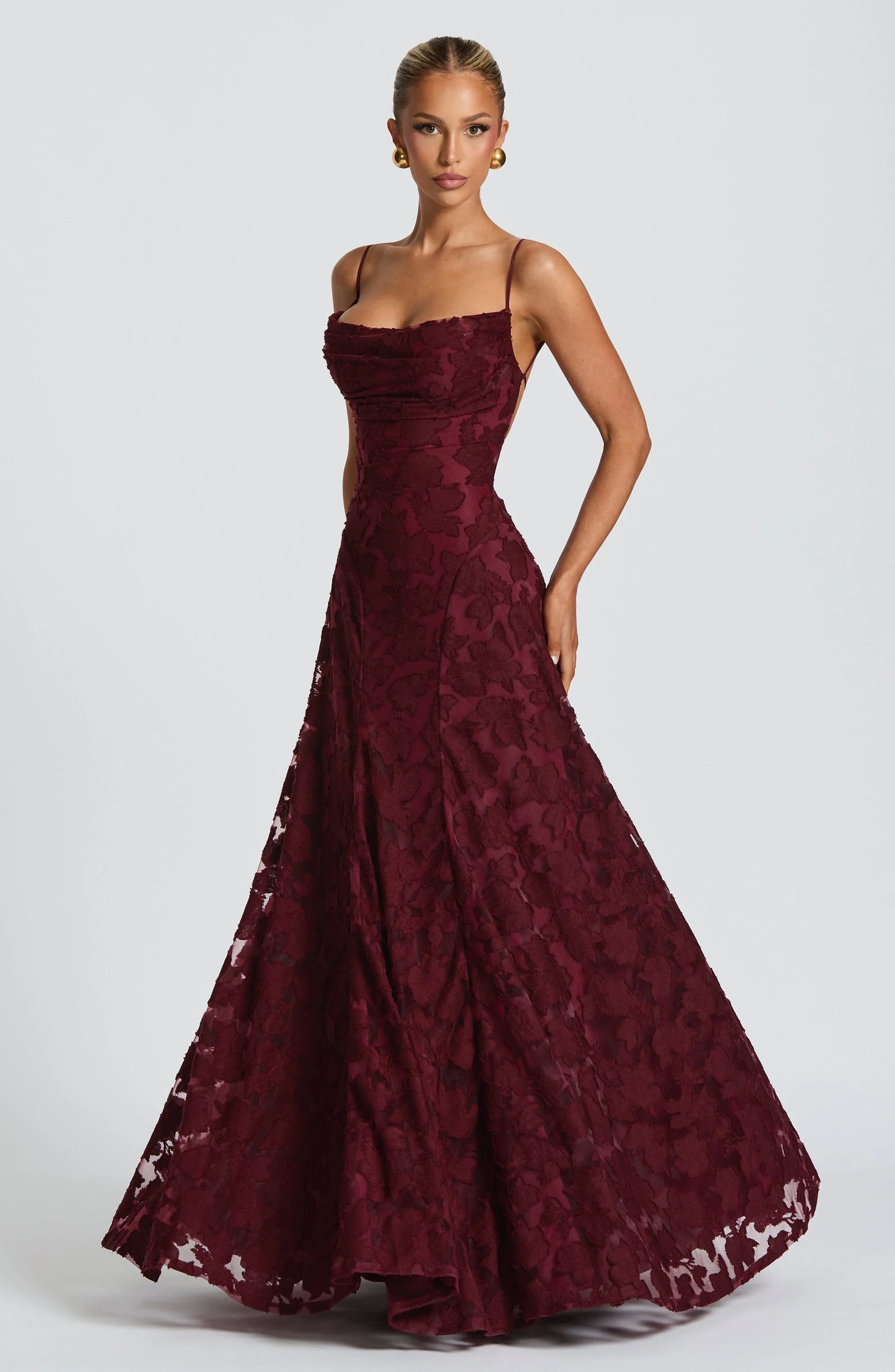 Elanora – Elegancka sukienka maxi