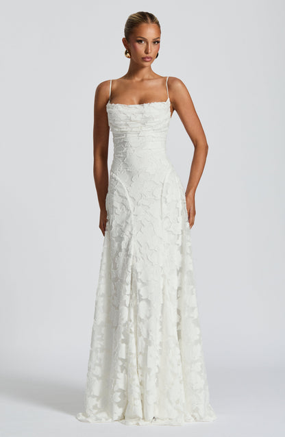 Elanora – Elegancka sukienka maxi