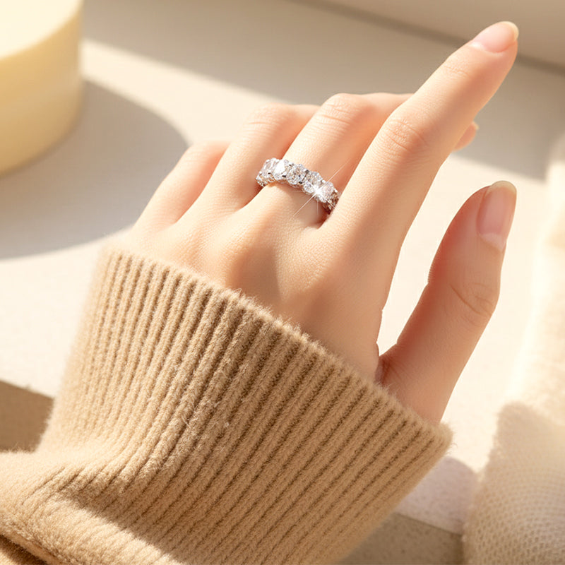 💎  50% zniżki 💍Modny pierścionek pamięciowy z błyszczącymi kamieniami cyrkoniowymi